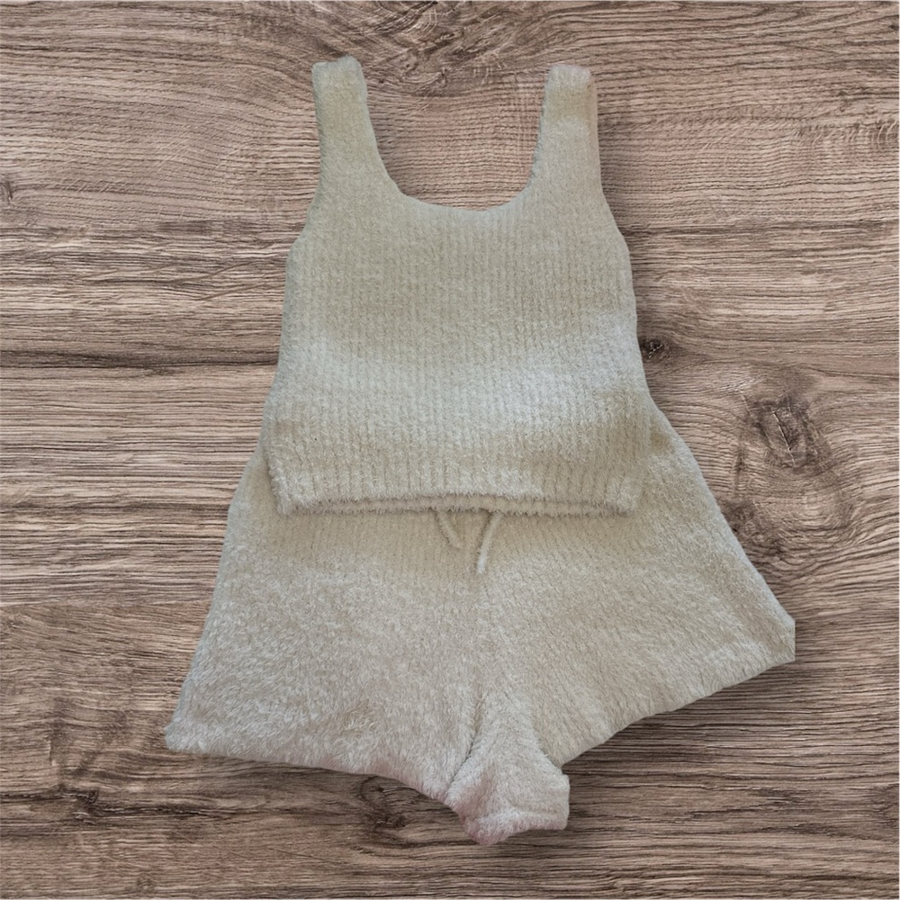 Aerie marshmallow crop top and matching shorts set 🌟💥 - Picture 5 of 8